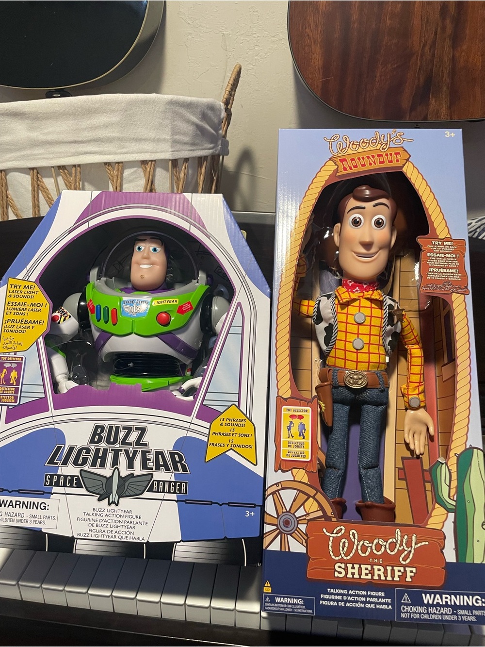 Toy Story Woody & Buzz Lightyear Figure Set - Yellow / Green